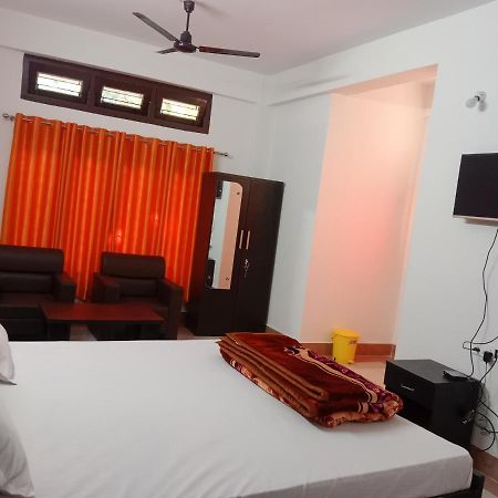 Niroda Guest House Guwahati Exterior foto
