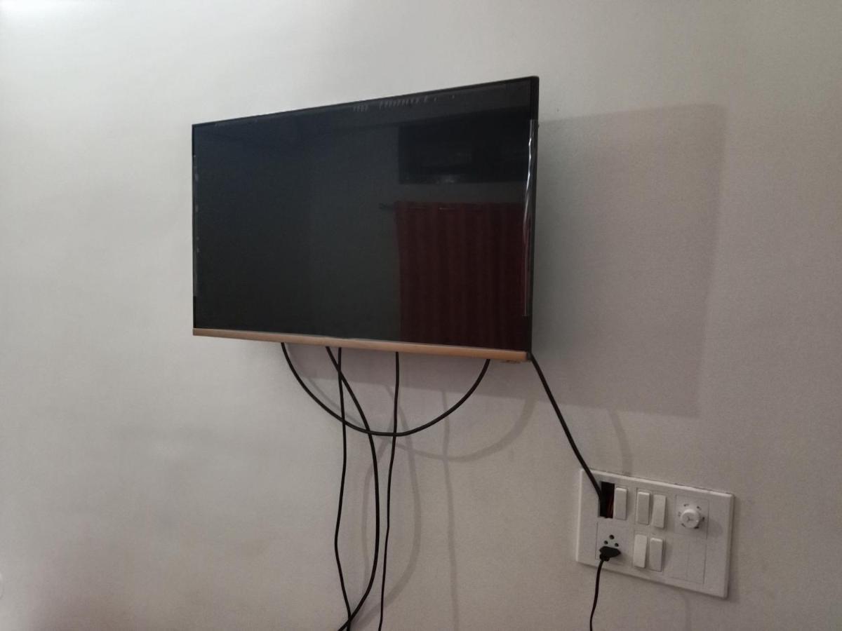 Niroda Guest House Guwahati Exterior foto